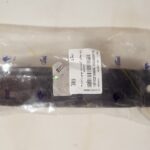 پایه محکم کننده دسته موتور راست به بدنه پژو 206 تیپ 2، 5، 6، وی 8-9، 207 دنده ای و اتوماتیک